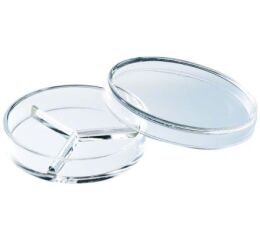 Petriho miska se 3 přihrádkami