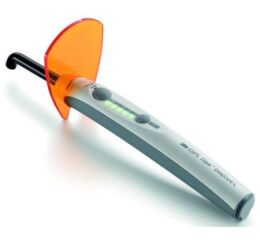 Elipar Deep Cure-L polymerační lampa