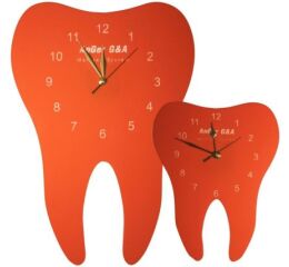 Hodiny ve tvaru zubu, oranžové XL
