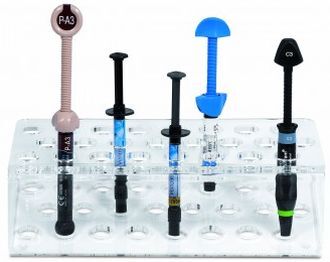 Stojan na 24 stříkaček