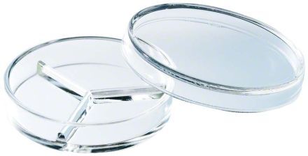 Petriho miska se 3 přihrádkami