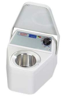 Hotty nahřívač vosku